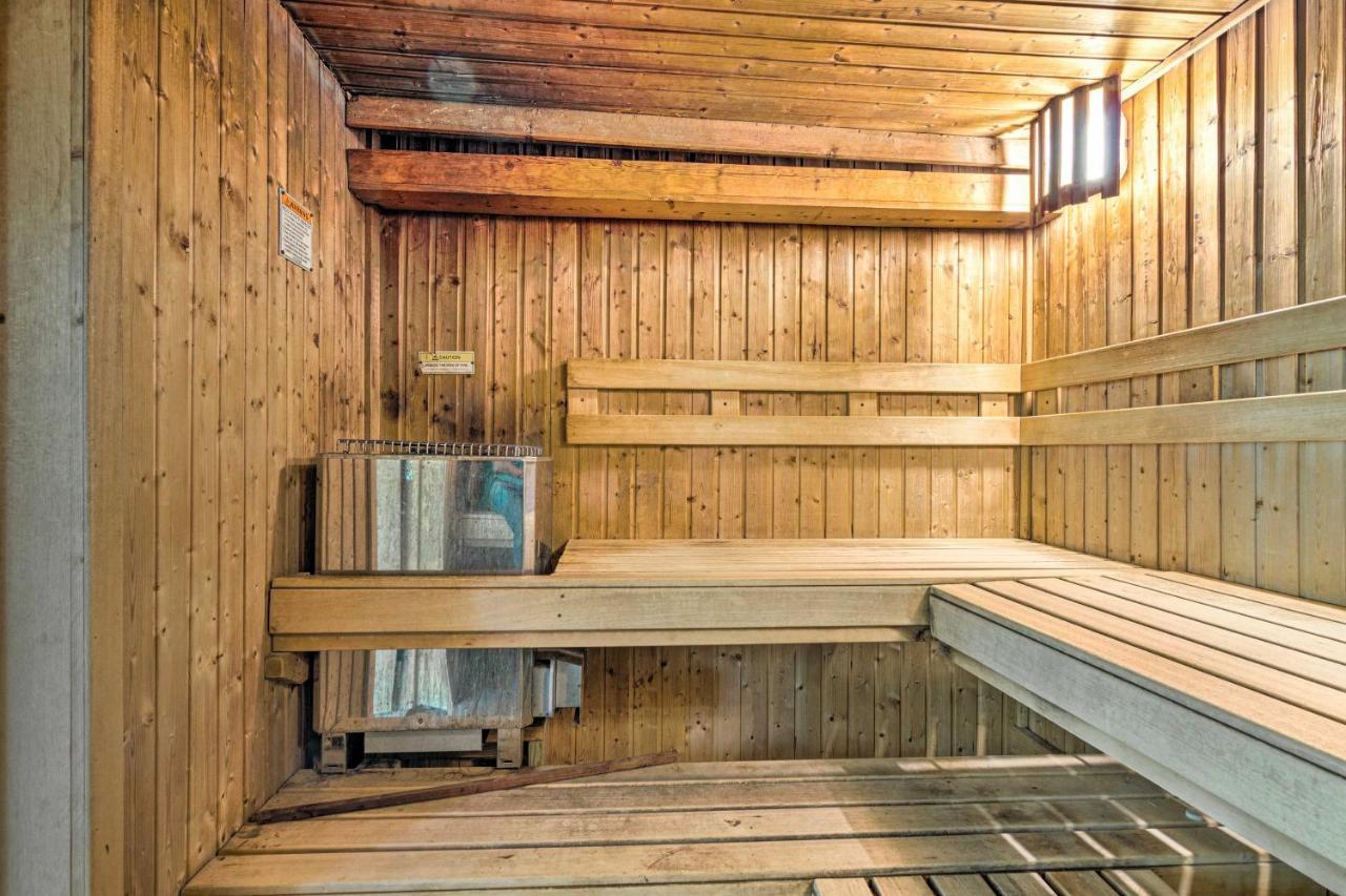 Modern Studio With Balcony About 1 Mi To Lake Lure! Eksteriør billede